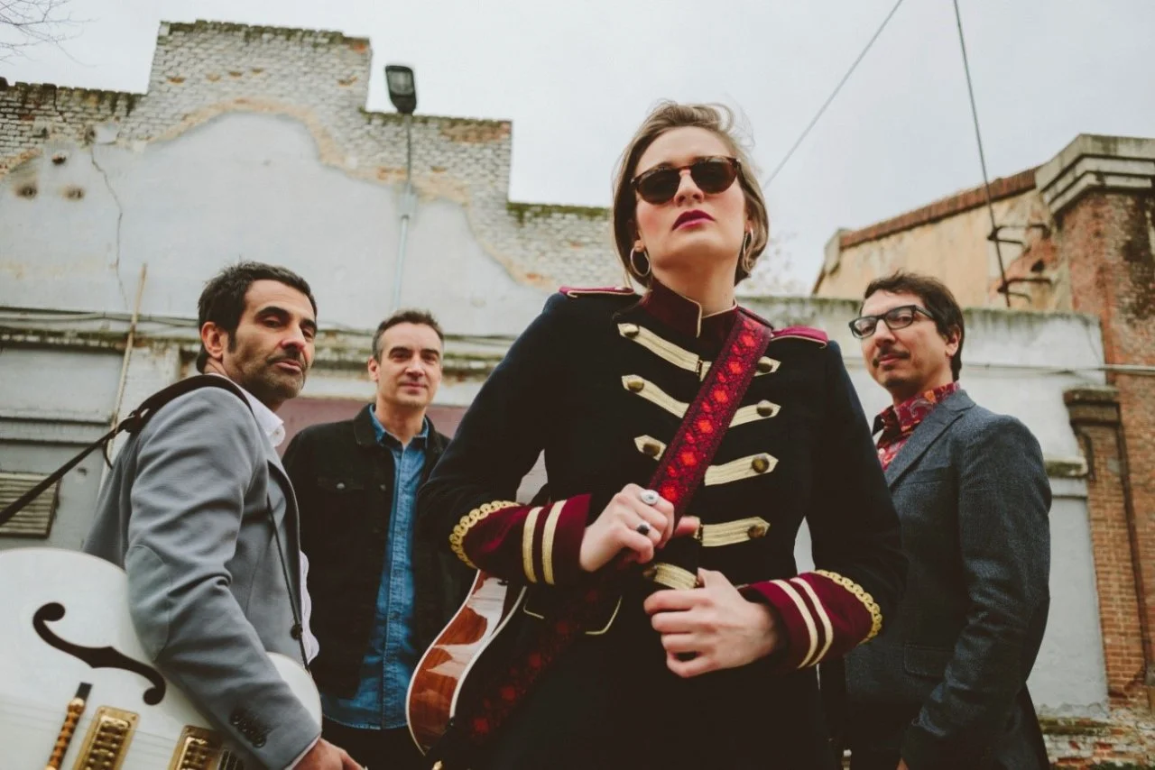 Folk Plasencia: Bambikina