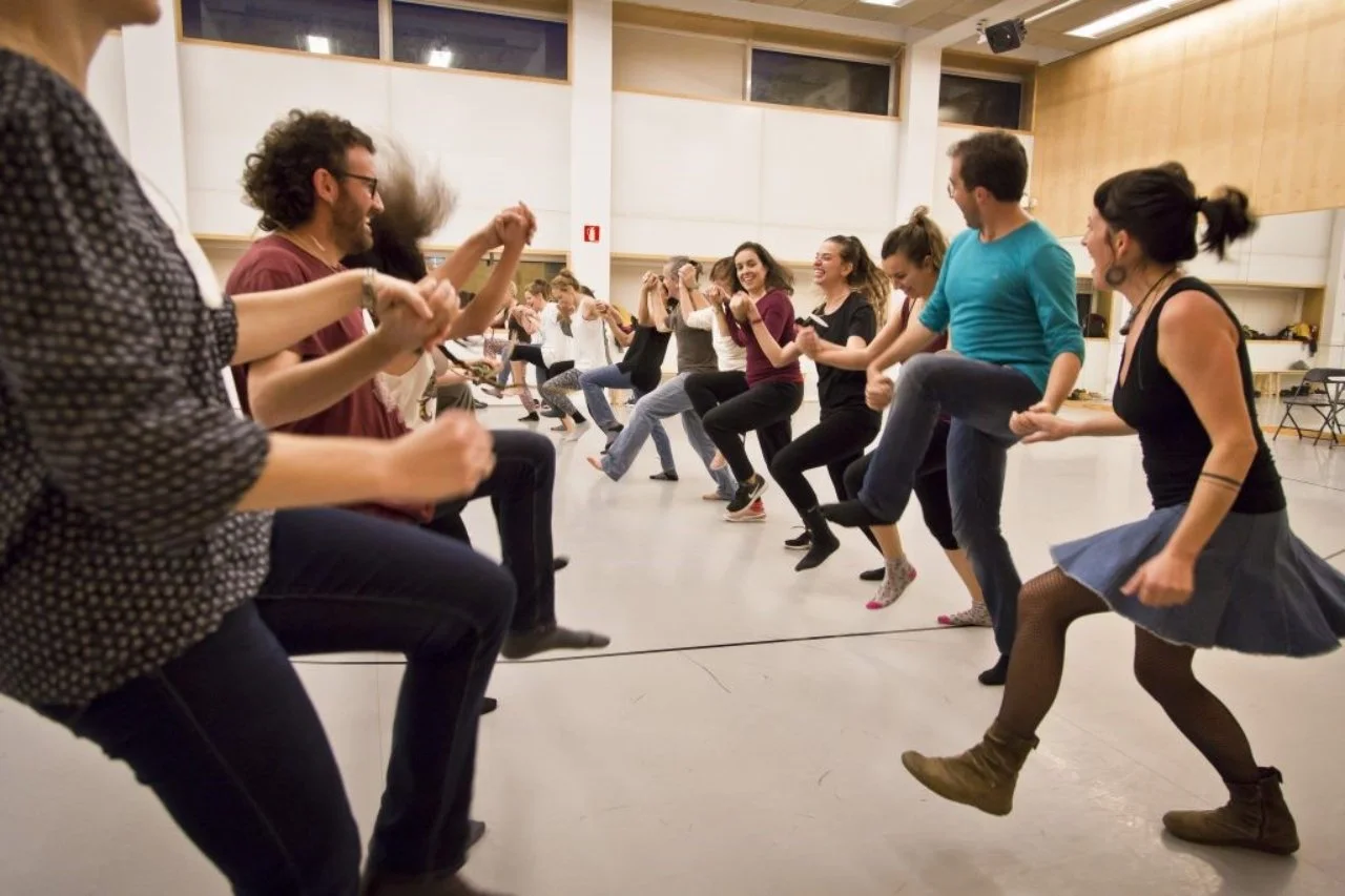 Folk Plasencia: Taller de bailes de raíz